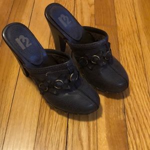 Women’s R2 heeled clogs